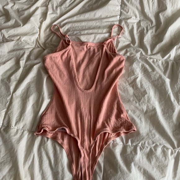 Guess bodysuit - Picture 2 of 3